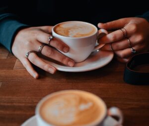 Leia mais sobre o artigo Receita Simples de Cappuccino Caseiro